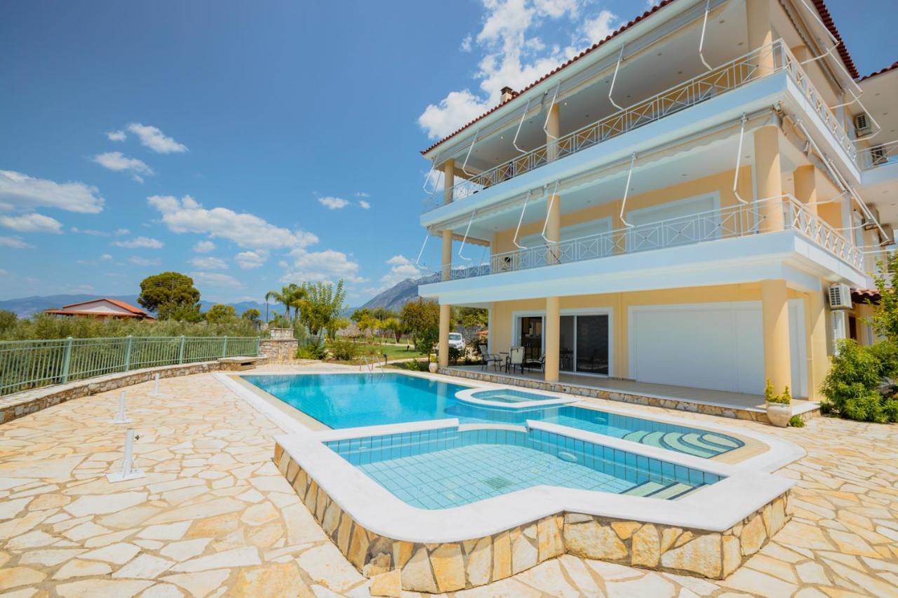 Cleopatra'S House Apartment Kalamata Exterior foto
